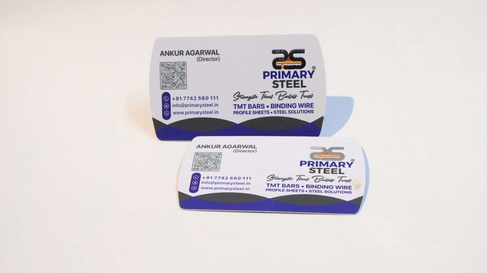 Signature Series business card
