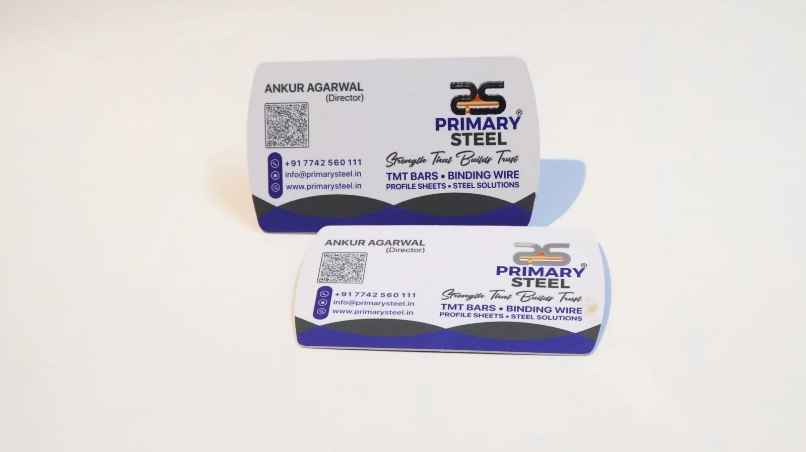 Signature Series business card